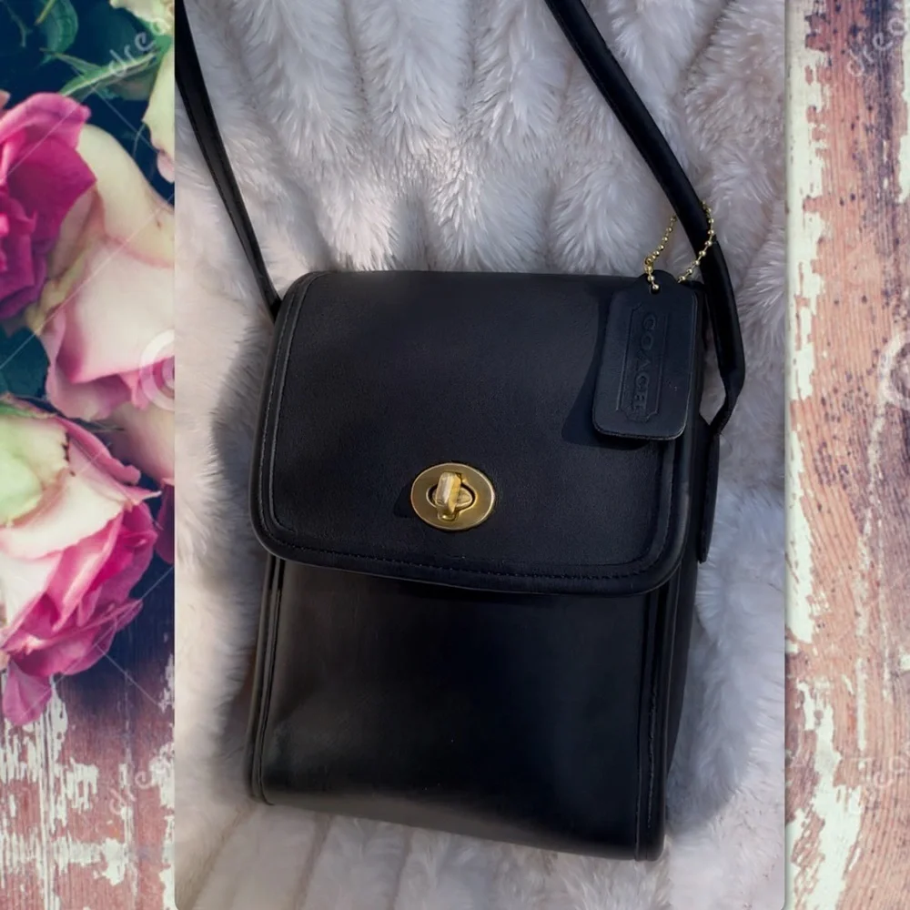 VINTAGE COACH BLACK SCOOTER SIDEPACK CROSSBODY BAG